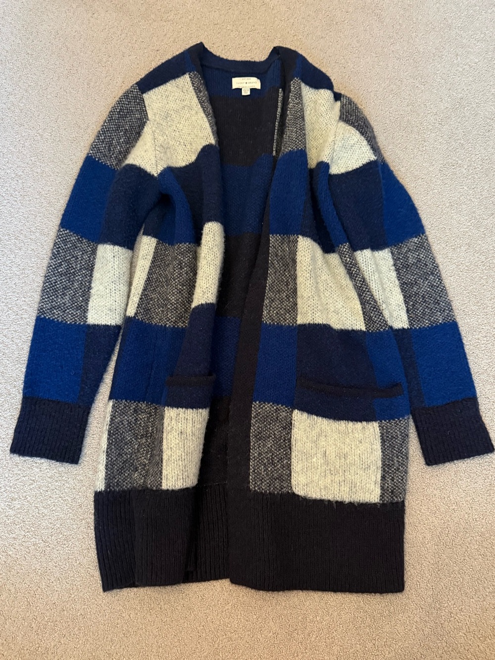 Women’s Chunky Wool Blend Navy/Blue & Cream Plaid Cardigan Sweater w/Pockets XS